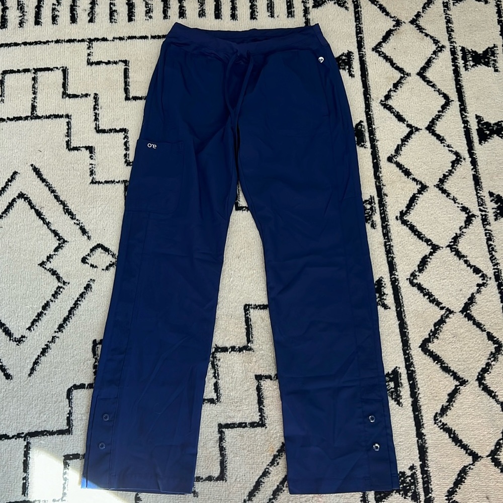 Scrub pants